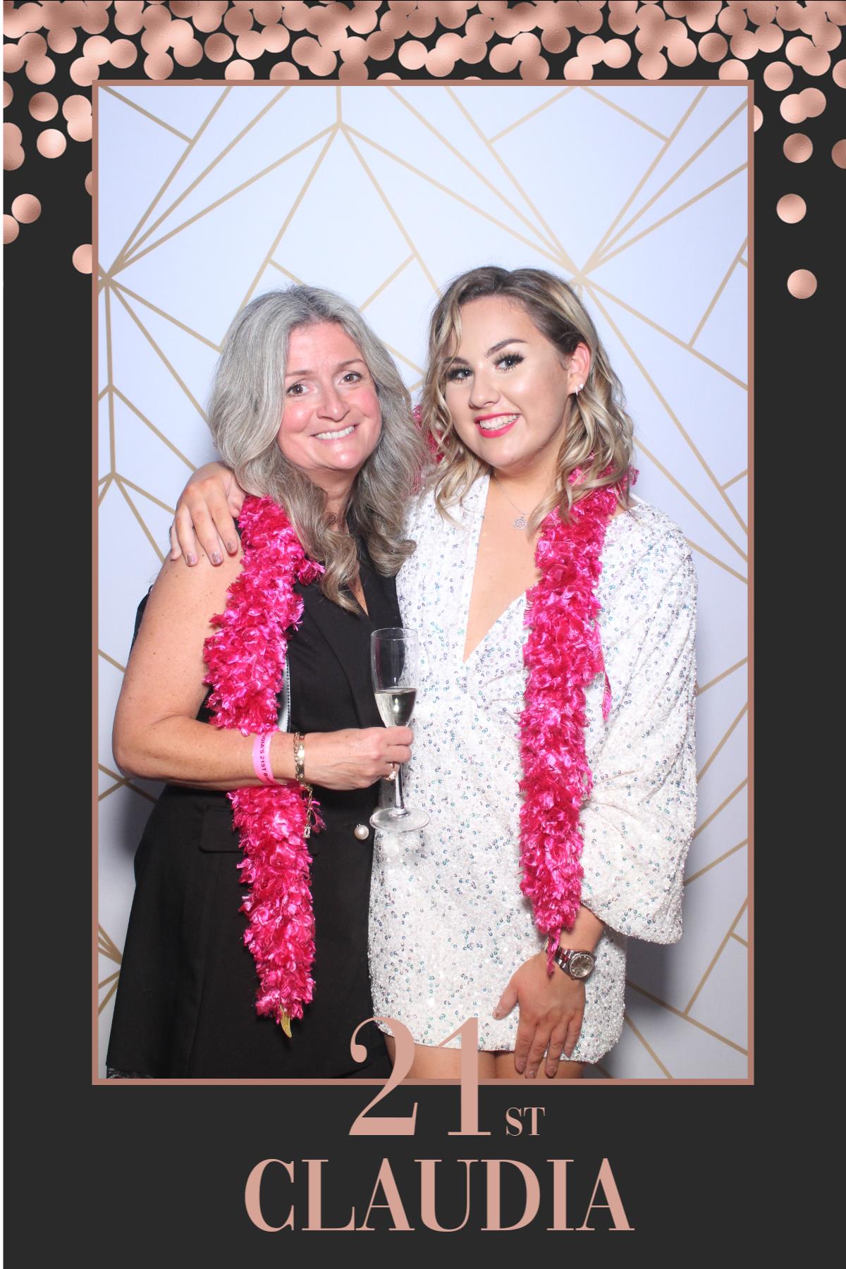 Claudia's 21st  | View more photos from the event at gallery.magicimages.uk/u/MagicImages/Claudias-21st